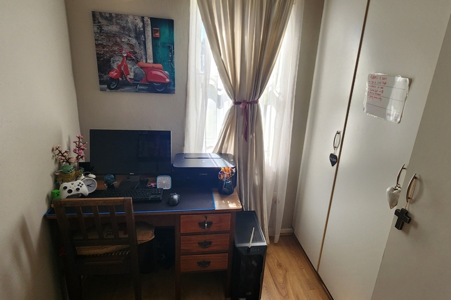 To Let 2 Bedroom Property for Rent in Goedemoed Western Cape